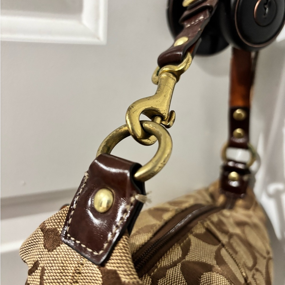 🍎🍎SOLD🍎🍎Vintage Coach Signature Mini Baguette Y2K Brown Canvas Shoulder Bag - Picture 9 of 11